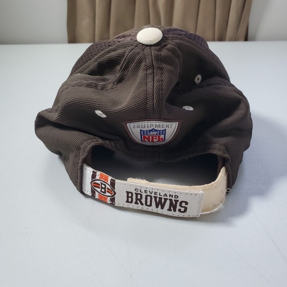 Cleveland Browns Reebok Hat Men Adjustable Bulldog Logo Cream‎ Brown NFL Fan - Picture 3 of 10